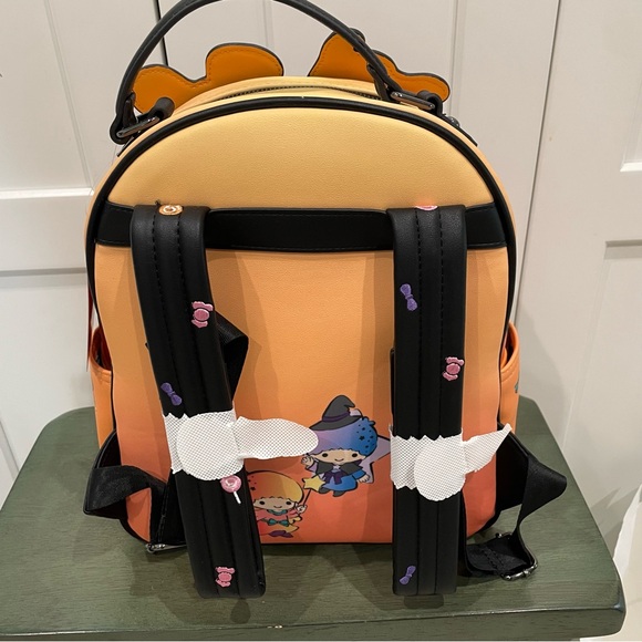 NEW BOXLUNCH HELLO KITTY & FRIENDS CHARACTERS HALLOWEEN PUMPKIN BACKPACK - Picture 6 of 7
